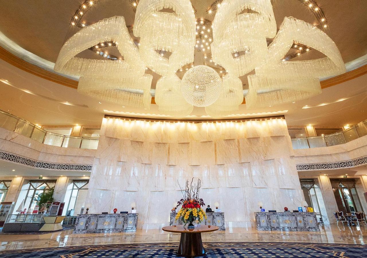 Howard Johnson Riverfront Plaza Fuzhou Fuzhou  Exteriör bild